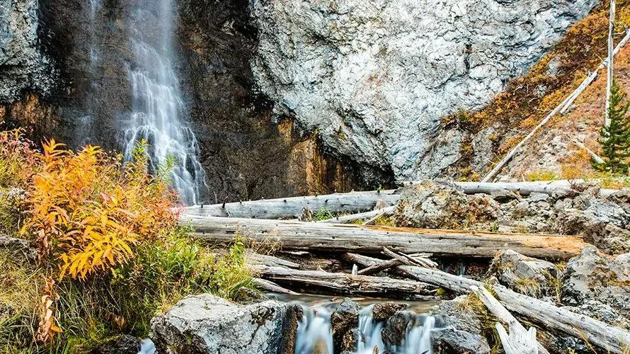 Fairy Falls trail hiking in Yellowstone National Park