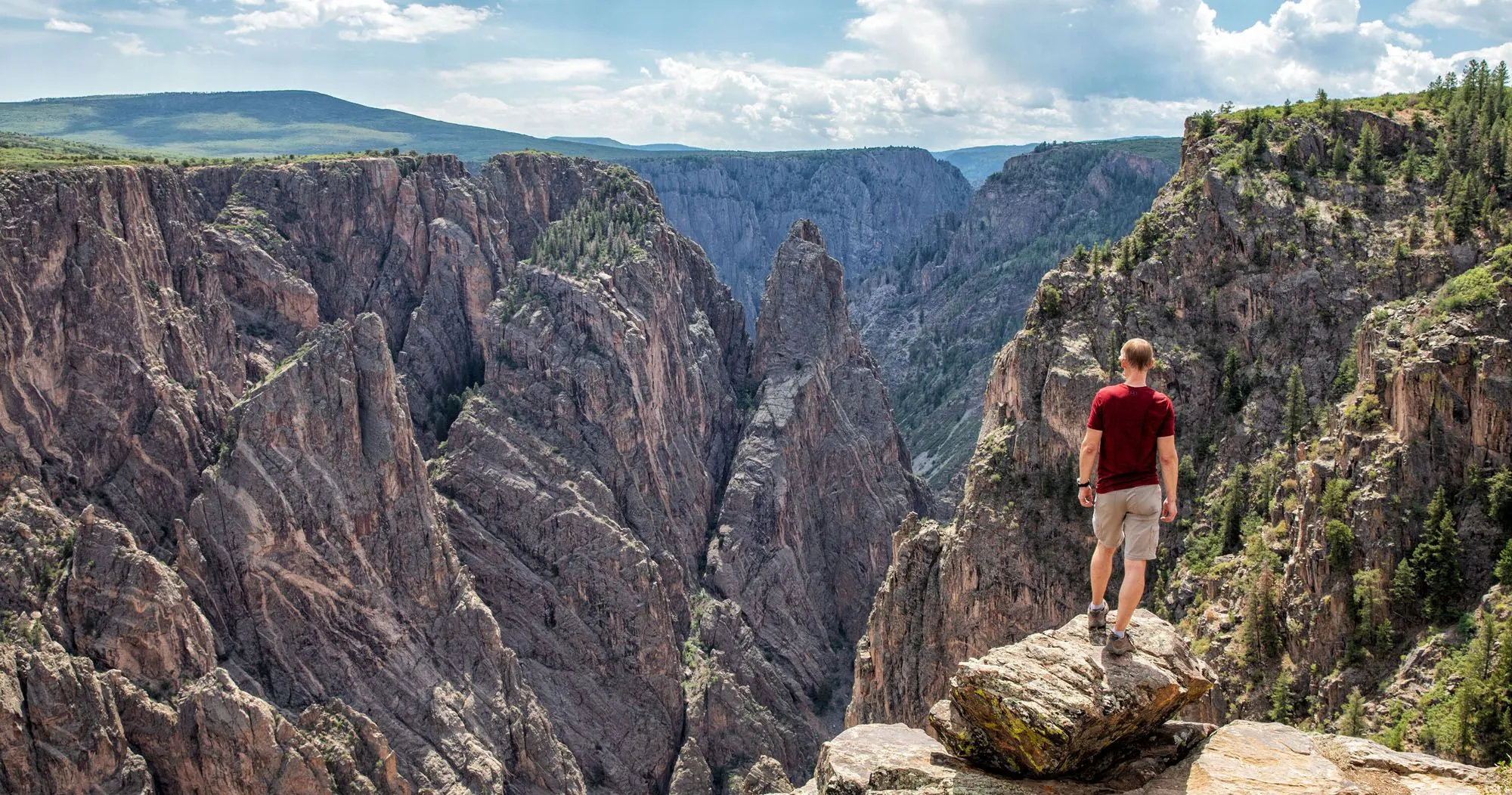 South Rim Drive scenic road through Black Canyon of the Gunnison with overlook viewpoints